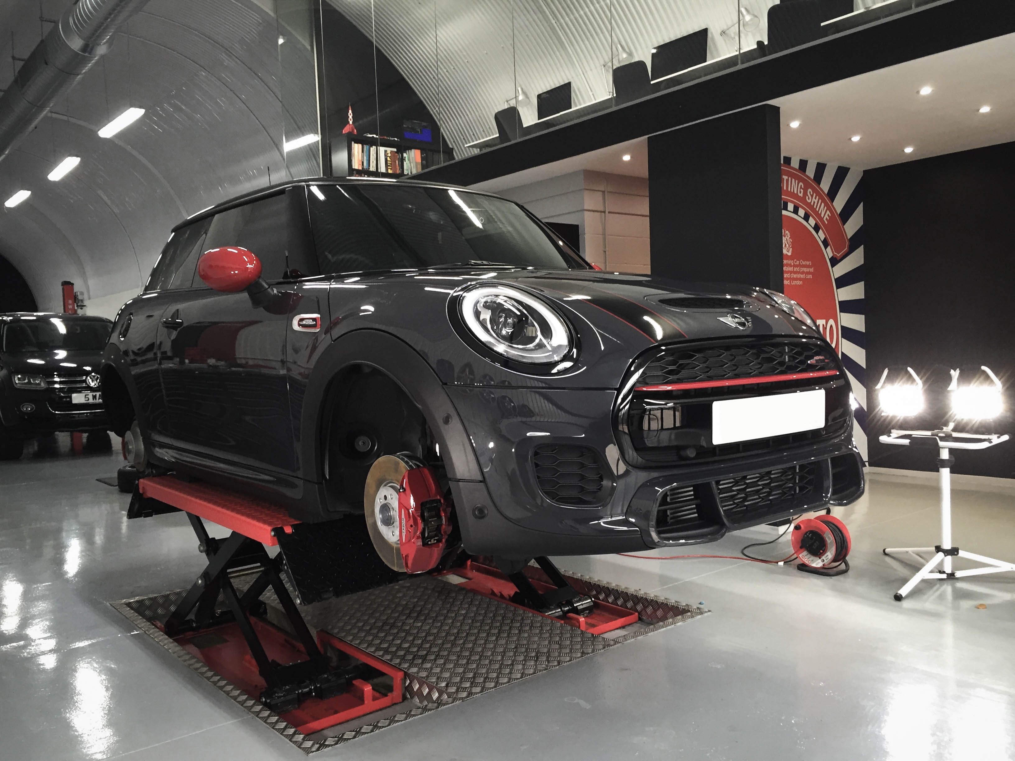 Mini Cooper – Lifted - Bellissimoto